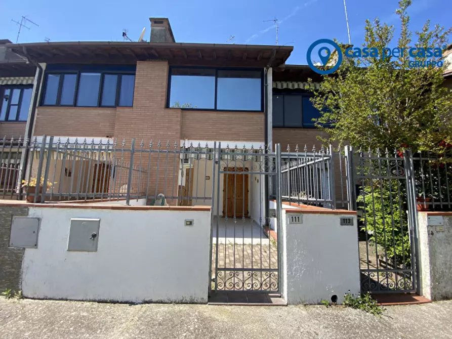 Immagine 54 di Villetta a schiera in vendita  in Viale Delle Nazioni Unite a Comacchio
