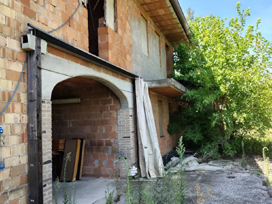 Immagine 1 di Magazzino in vendita  in Via Lova a Campolongo Maggiore