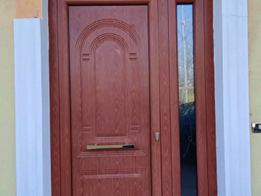 Immagine 11 di Casa bifamiliare in vendita  in VIA PALMENTO a Eboli