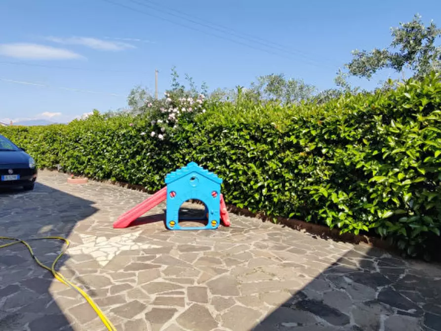Immagine 12 di Casa bifamiliare in vendita  in VIA PALMENTO a Eboli