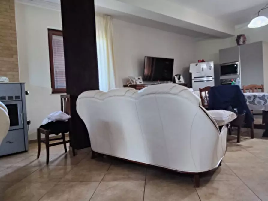 Immagine 13 di Casa bifamiliare in vendita  in VIA PALMENTO a Eboli