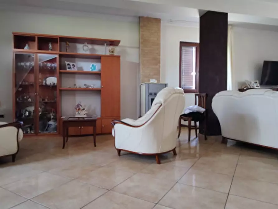 Immagine 17 di Casa bifamiliare in vendita  in VIA PALMENTO a Eboli
