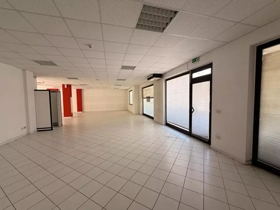 Immagine 6 di Negozio in vendita  in Via Giuseppe Mazzini, 223, 63821 Porto Sant'Elpidio FM, Italia a Porto Sant'elpidio