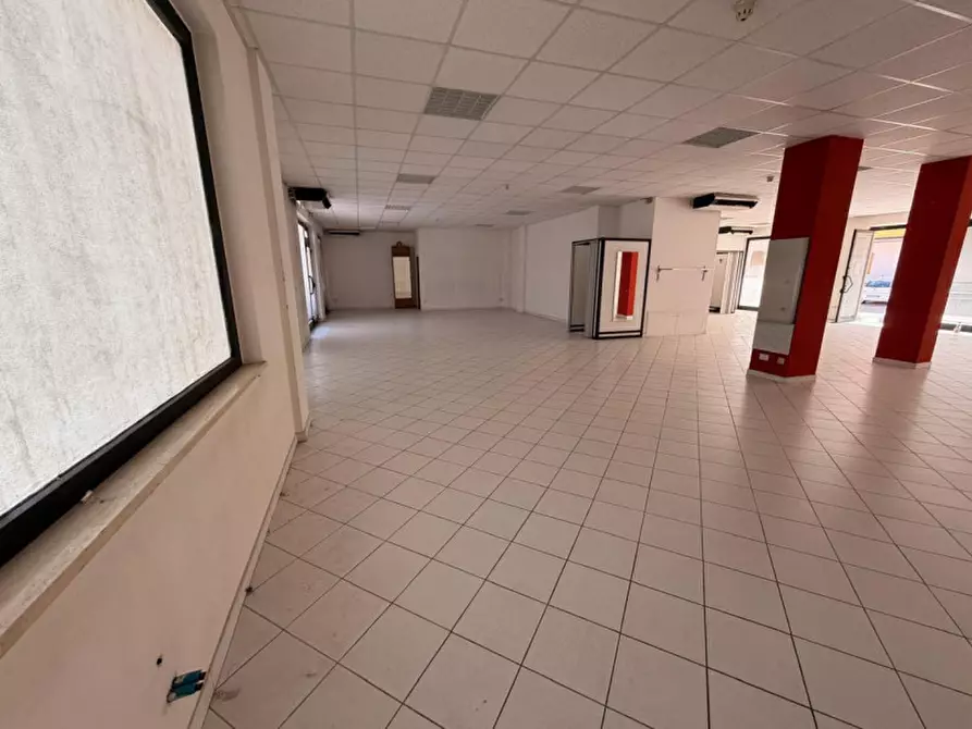 Immagine 10 di Negozio in vendita  in Via Giuseppe Mazzini, 223, 63821 Porto Sant'Elpidio FM, Italia a Porto Sant'elpidio