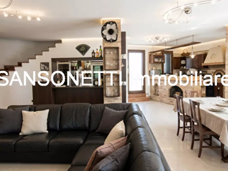 Immagine 35 di Villa in vendita  a Manduria