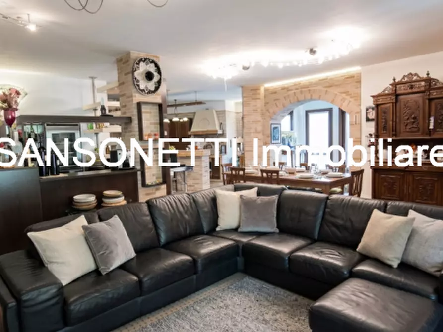 Immagine 40 di Villa in vendita  a Manduria
