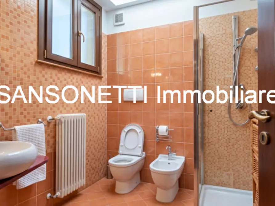 Immagine 45 di Villa in vendita  a Manduria
