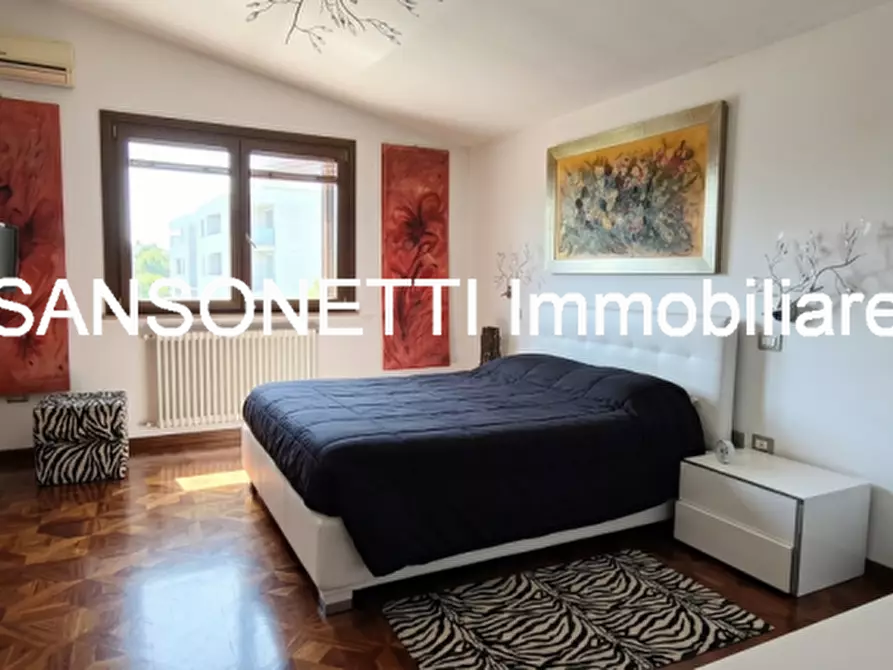 Immagine 48 di Villa in vendita  a Manduria