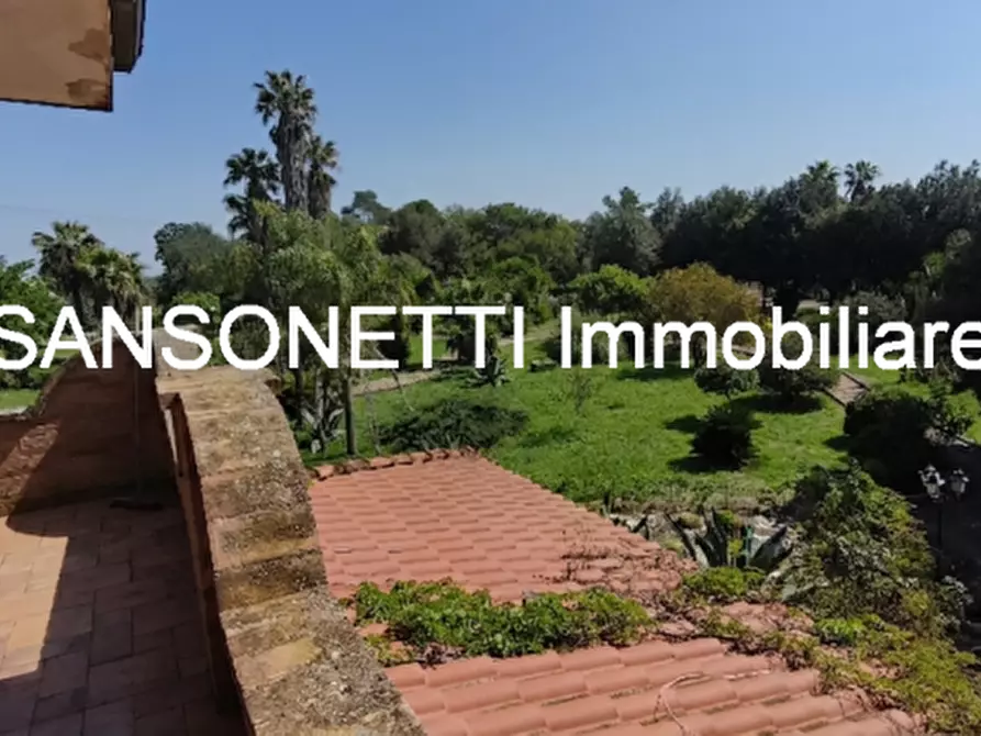 Immagine 60 di Villa in vendita  a Manduria