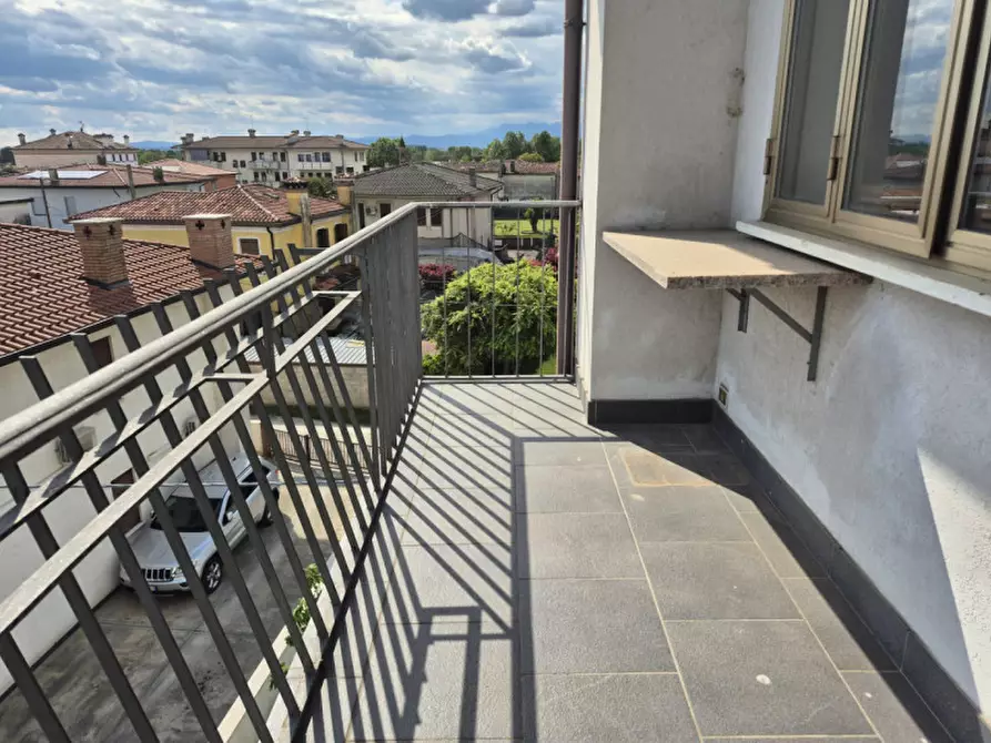 Immagine 5 di Appartamento in vendita  in Via Bandi, 31 a Tezze Sul Brenta