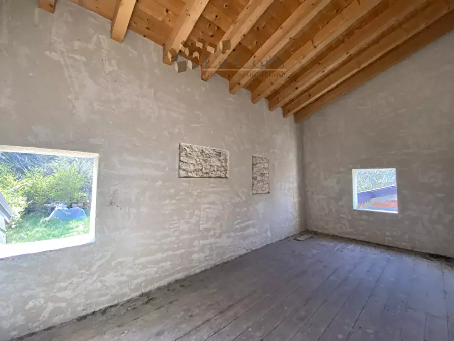 Immagine 9 di Villa in vendita  a Arcugnano