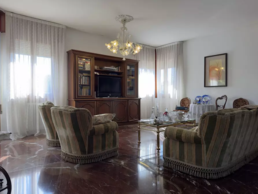 Immagine 21 di Villa in vendita  in Via Toscanini a Limena