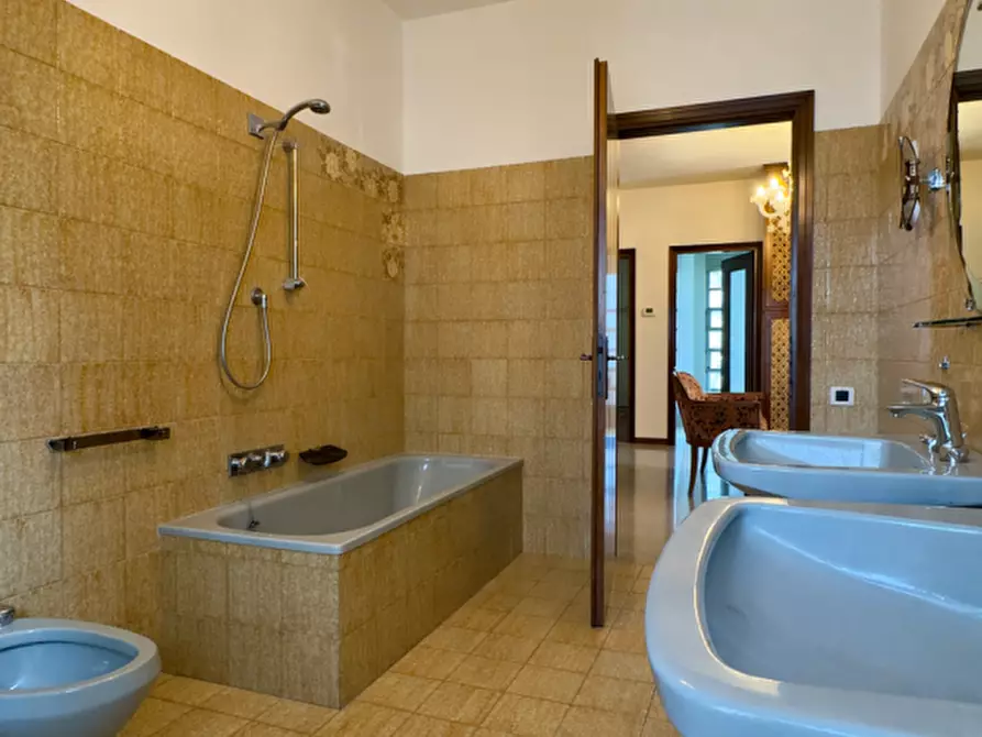 Immagine 31 di Villa in vendita  in Via Toscanini a Limena