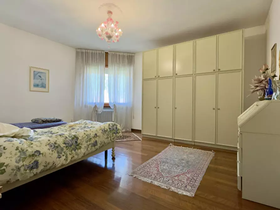 Immagine 36 di Villa in vendita  in Via Toscanini a Limena