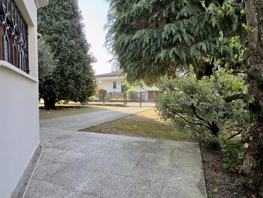 Immagine 43 di Villa in vendita  in Via Toscanini a Limena