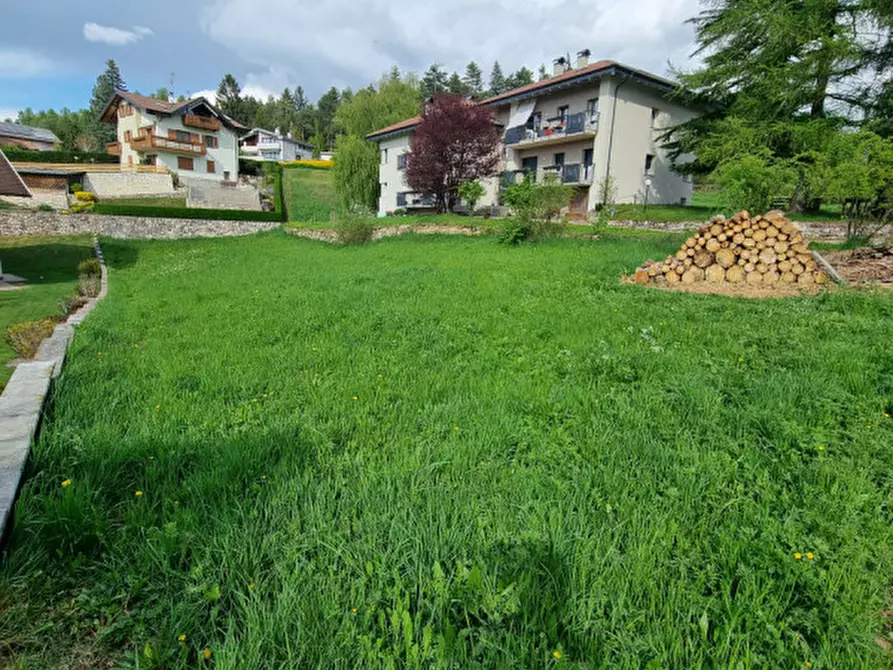 Immagine 2 di Terreno in vendita  a Cavareno