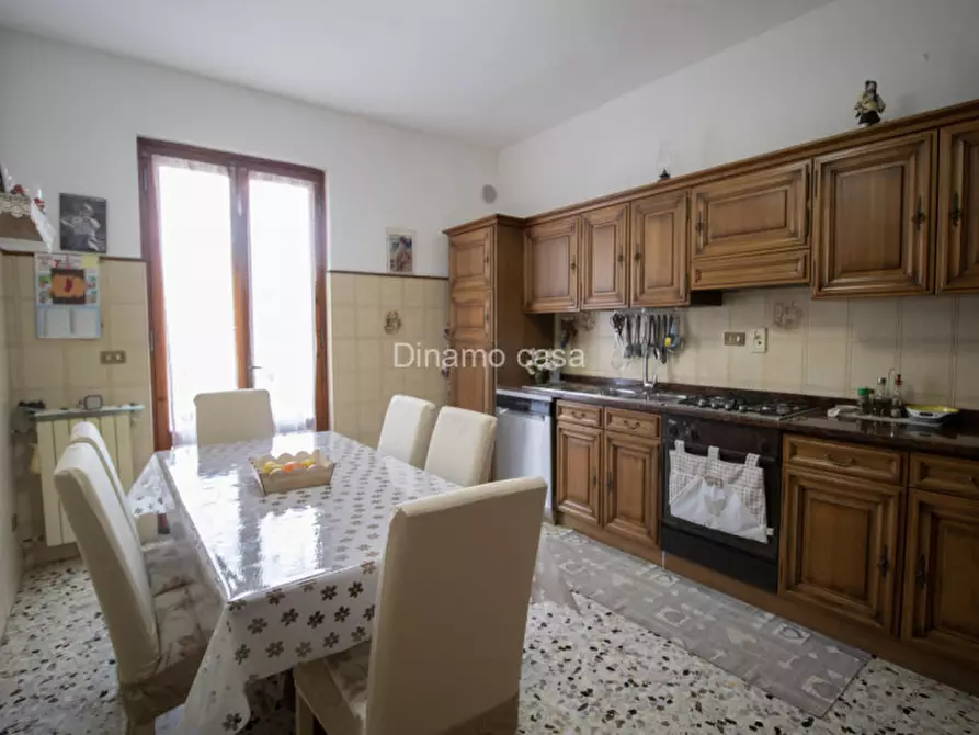 Immagine 2 di Appartamento in vendita  in Via Senio a Prato