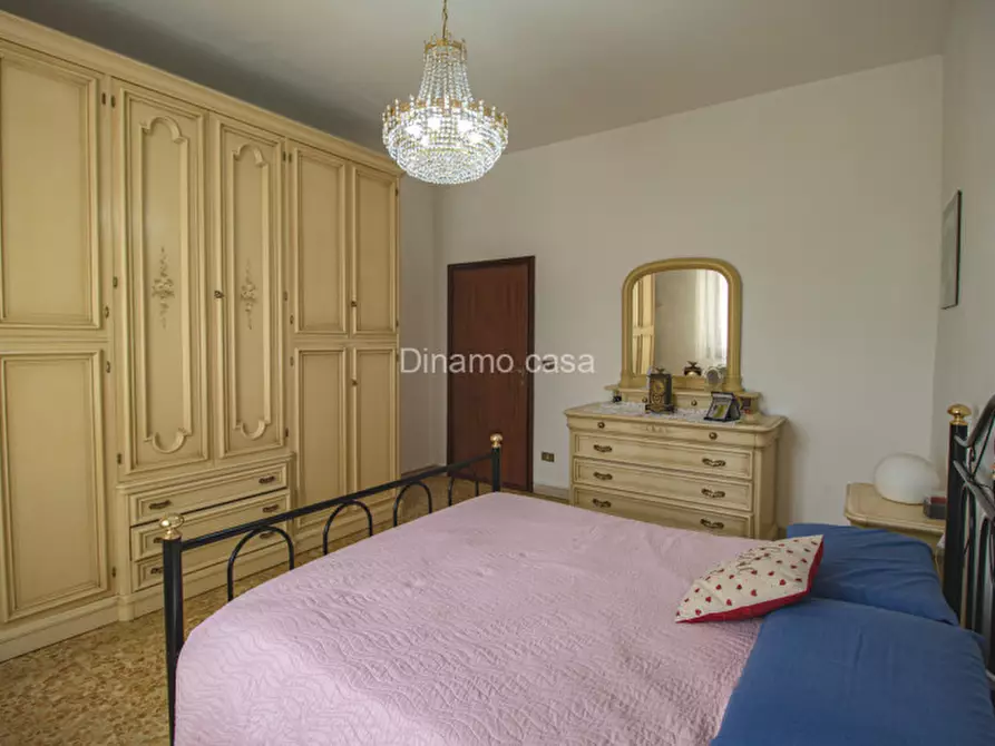 Immagine 9 di Appartamento in vendita  in Via Senio a Prato