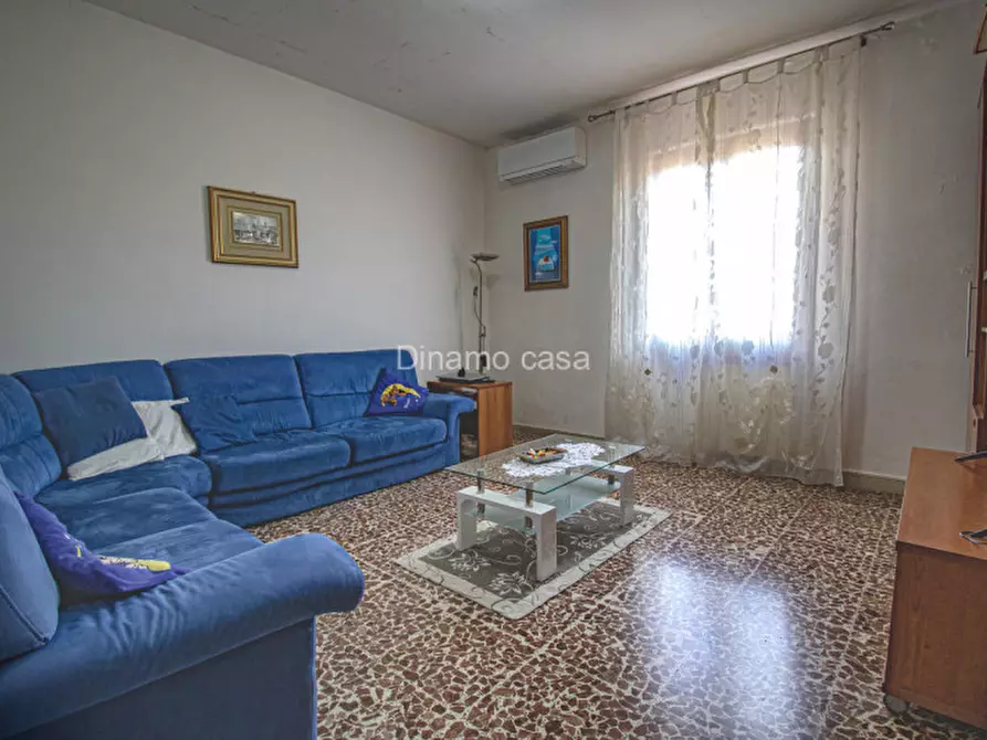 Immagine 11 di Appartamento in vendita  in Via Senio a Prato