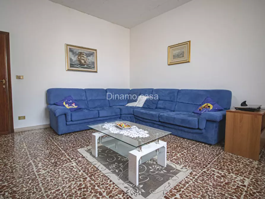 Immagine 13 di Appartamento in vendita  in Via Senio a Prato