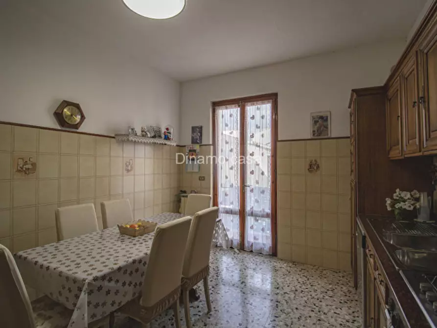 Immagine 16 di Appartamento in vendita  in Via Senio a Prato