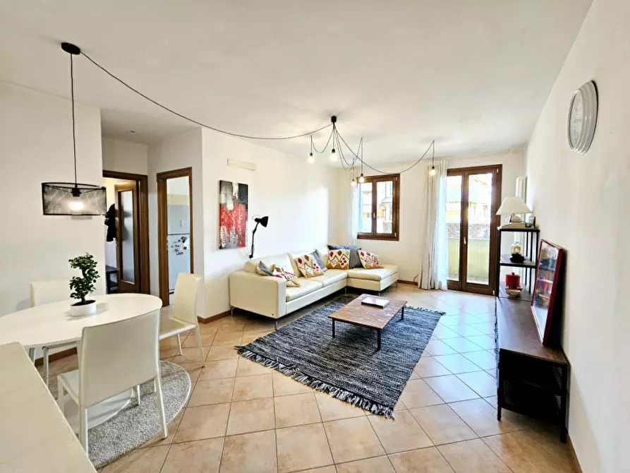 Immagine 1 di Appartamento in vendita  in VIA SANTA LUCIA a Sant'elena