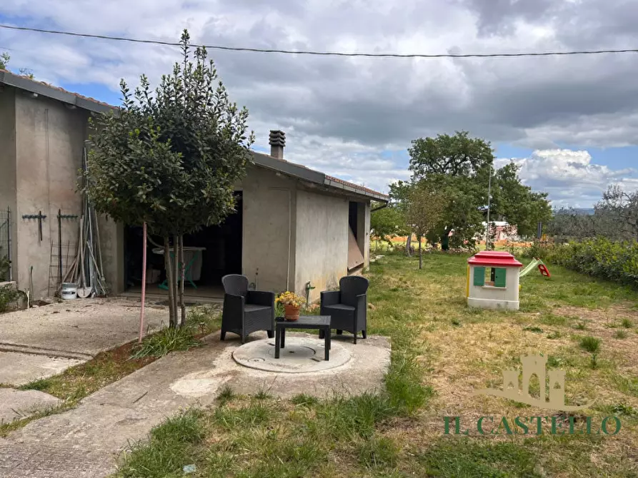 Immagine 25 di Villetta a schiera in vendita  in via campo boario a Castiglione Del Lago