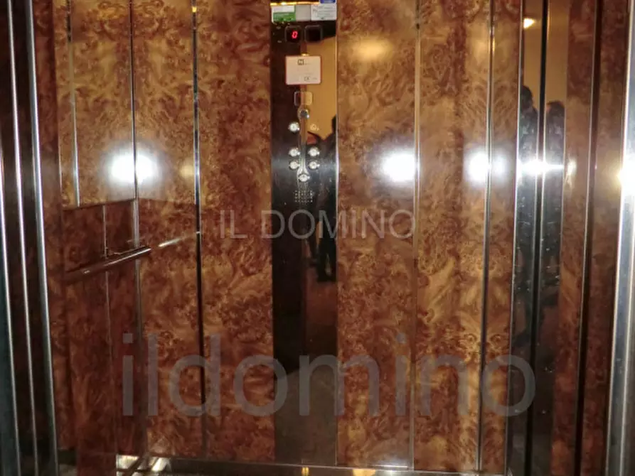 Immagine 1 di Appartamento in vendita  in Via Manara Valgimigli a Padova