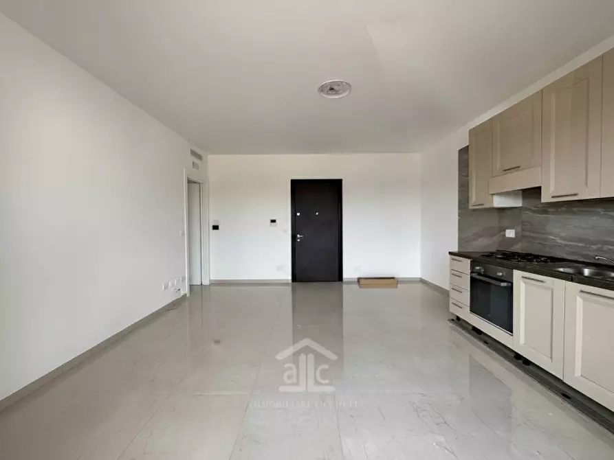 Immagine 3 di Appartamento in vendita  in via san pietro in lama a Lecce
