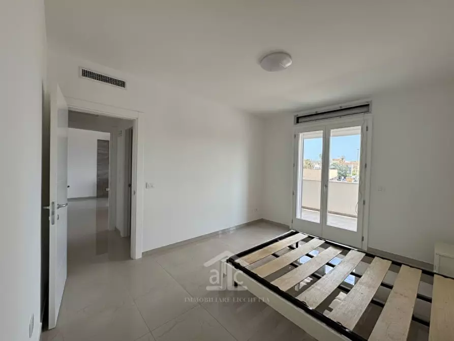 Immagine 11 di Appartamento in vendita  in via san pietro in lama a Lecce