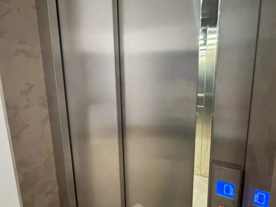 Immagine 14 di Appartamento in vendita  in via san pietro in lama a Lecce