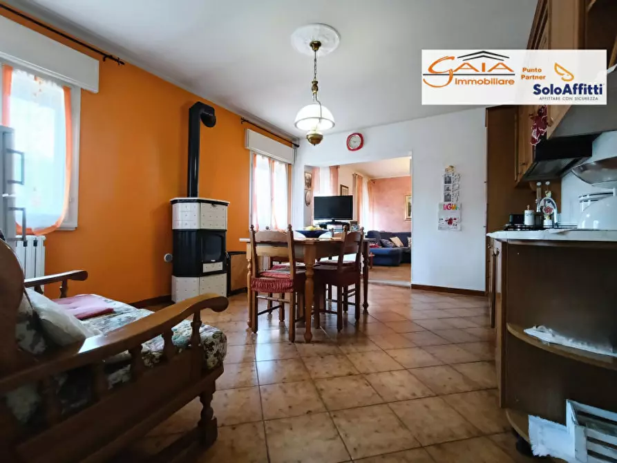 Immagine 5 di Casa indipendente in vendita  a Lendinara