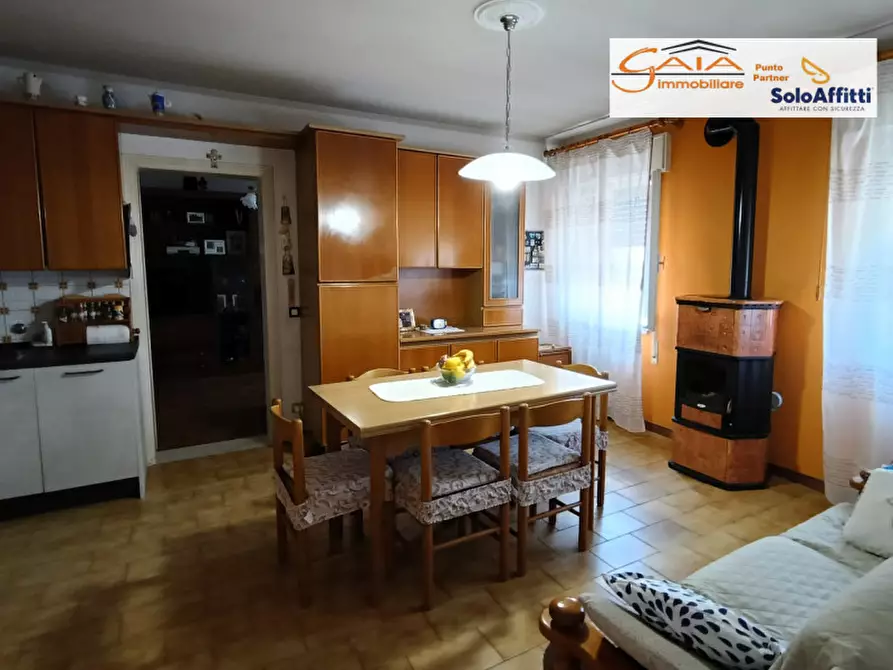 Immagine 8 di Casa indipendente in vendita  a Lendinara