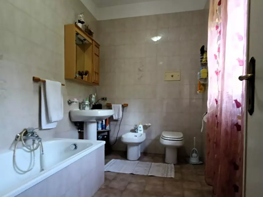 Immagine 13 di Casa indipendente in vendita  a Lendinara