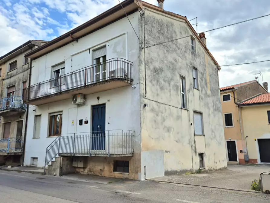 Immagine 1 di Villetta a schiera in vendita  a Monteforte D'alpone