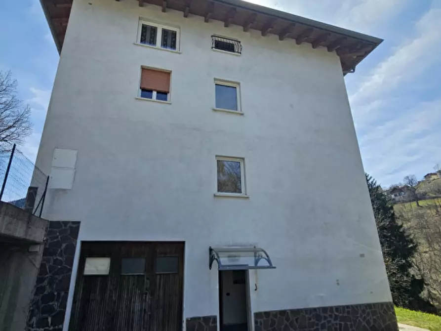 Immagine 23 di Appartamento in vendita  in Frazione Campregheri 23 a Altopiano Della Vigolana