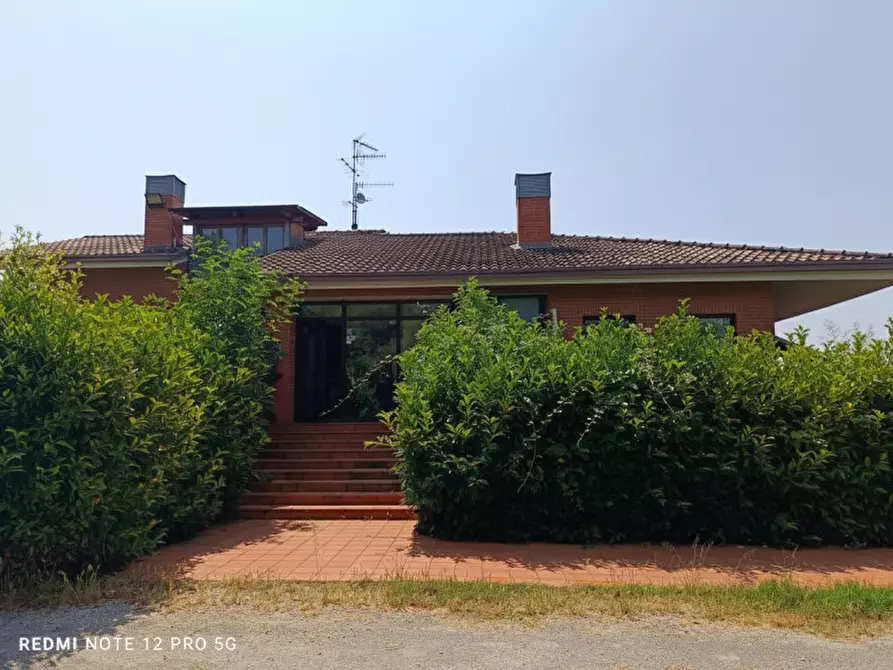 Immagine 1 di Casa indipendente in vendita  in Cda Cavallino 89/A a Civitanova Marche