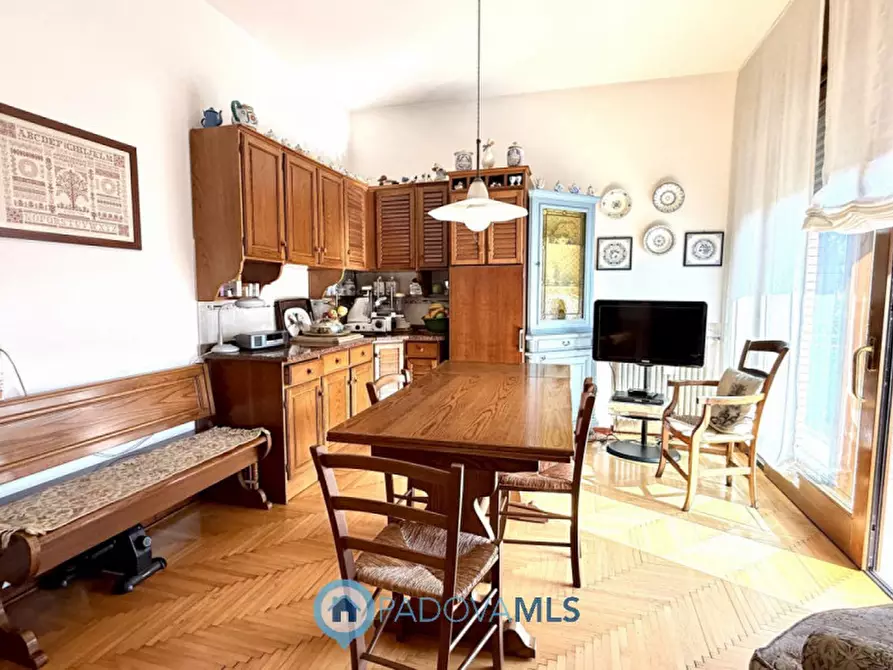 Immagine 8 di Casa indipendente in vendita  in Via Donato Bramante a Padova