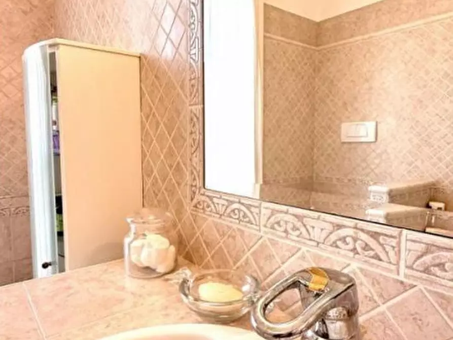 Immagine 19 di Casa indipendente in vendita  in Via Donato Bramante a Padova