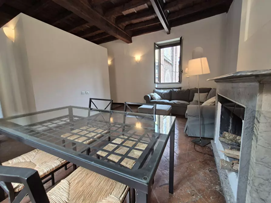 Immagine 3 di Appartamento in affitto  in Alzaia Naviglio Grande 26 a Milano