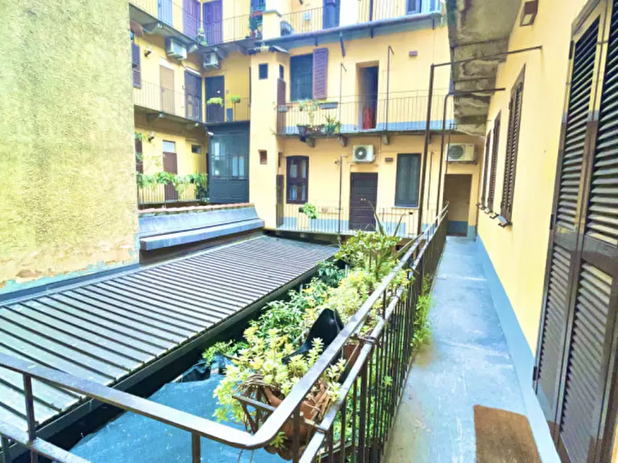 Immagine 14 di Appartamento in affitto  in Alzaia Naviglio Grande 26 a Milano