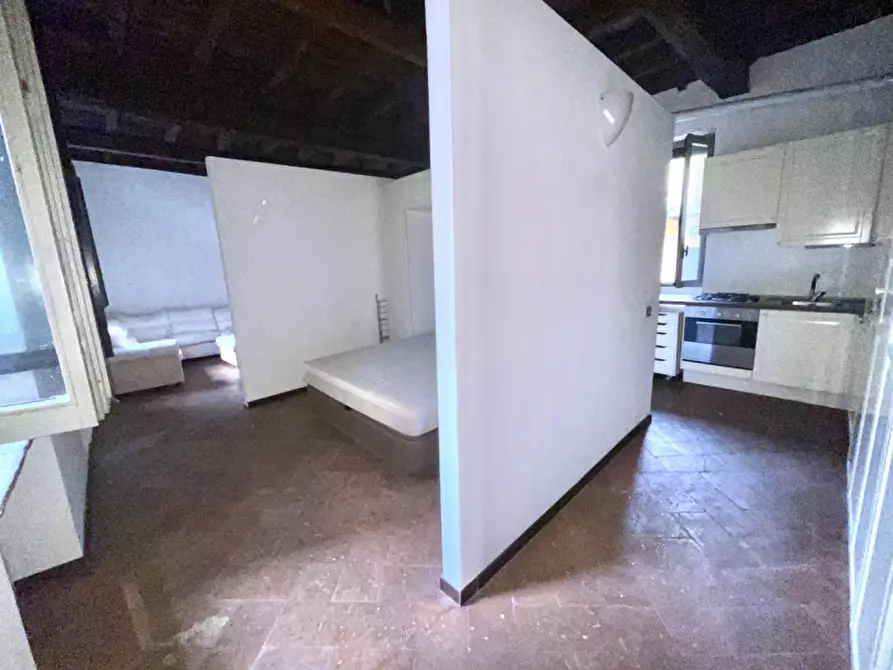 Immagine 16 di Appartamento in affitto  in Alzaia Naviglio Grande 26 a Milano