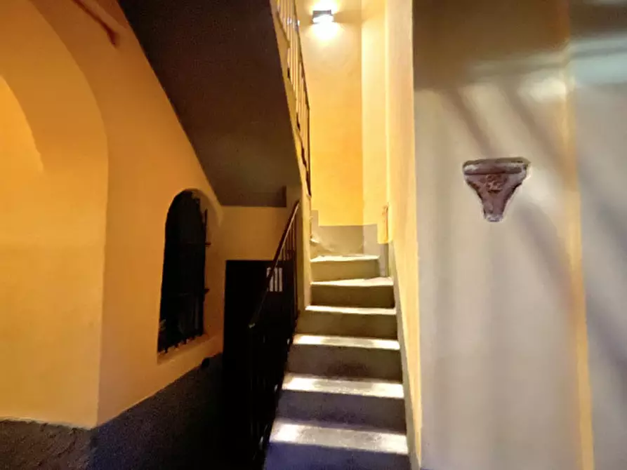 Immagine 26 di Appartamento in affitto  in Alzaia Naviglio Grande 26 a Milano