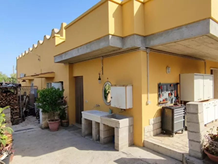 Immagine 12 di Villa in vendita  in Contrada Fascianello a Fasano