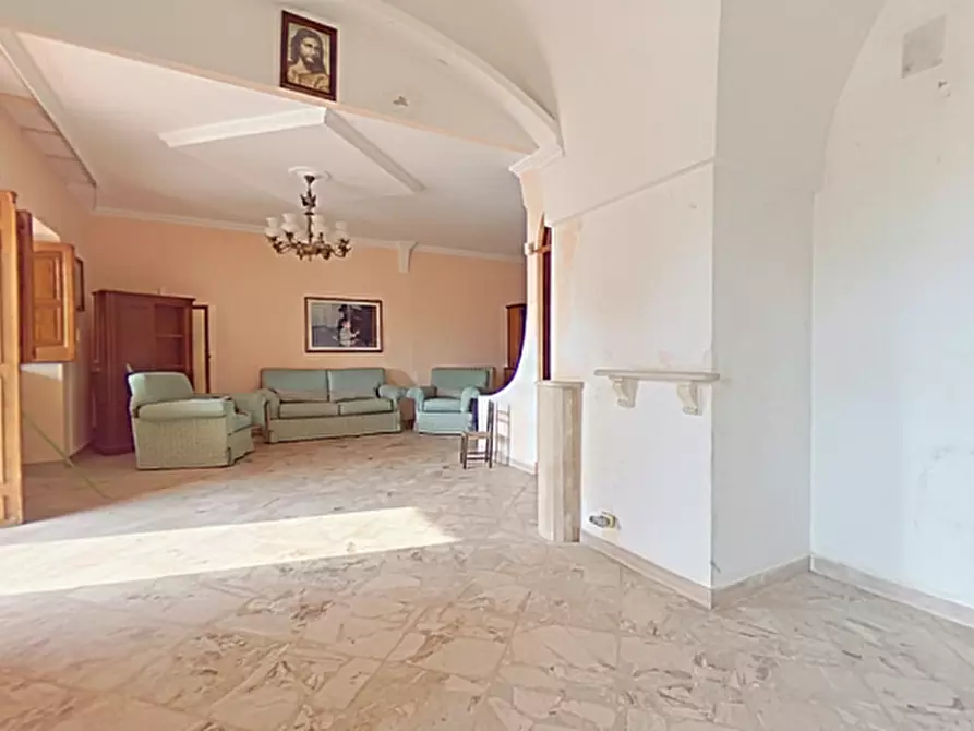 Immagine 15 di Villa in vendita  in Contrada Fascianello a Fasano