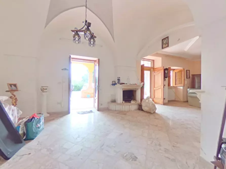 Immagine 24 di Villa in vendita  in Contrada Fascianello a Fasano