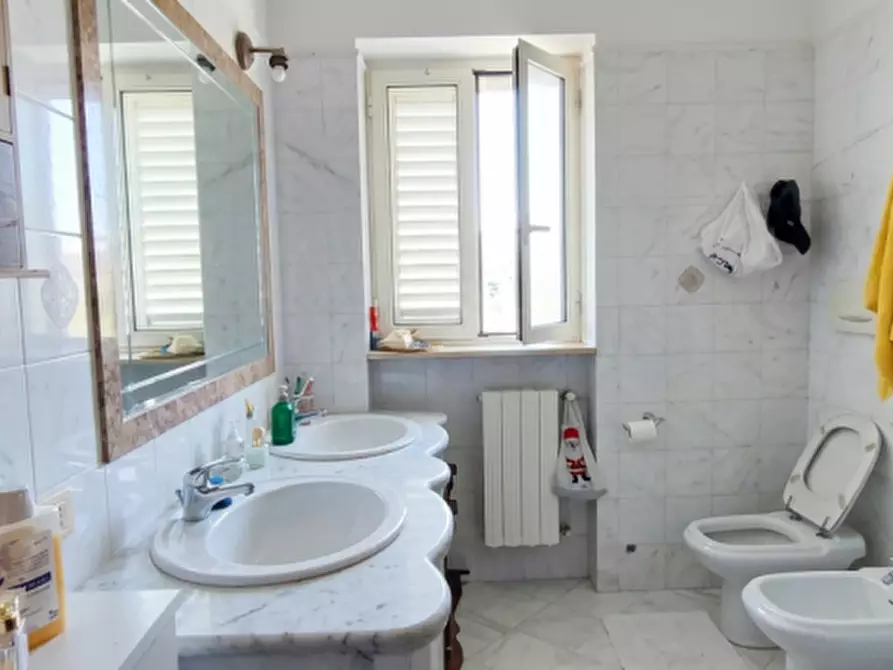 Immagine 44 di Villa in vendita  in Contrada Fascianello a Fasano