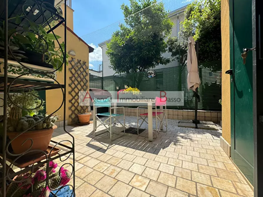 Immagine 1 di Casa indipendente in vendita  in VIA CASTELFIDARDO a Padova