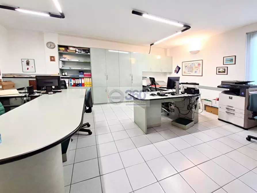Immagine 8 di Ufficio in vendita  in Via Della Repubblica 114 a Sarezzo