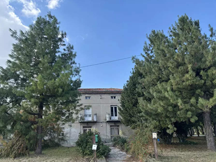 Immagine 15 di Casa trifamiliare in vendita  in Strada Chiesa di Castelnovo, 20 a Parma